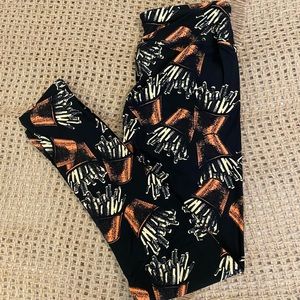 🎃LuLaRoe One Size French Fries Leggings